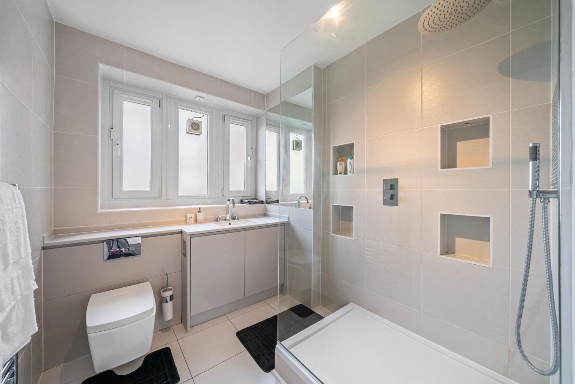Relax, Play And Work In London Apartment Exterior photo